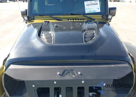 2008 Jeep Wrangler Unlimited Sahara z USA, uszkodzony, nr VIN 1J4GB59178L528091